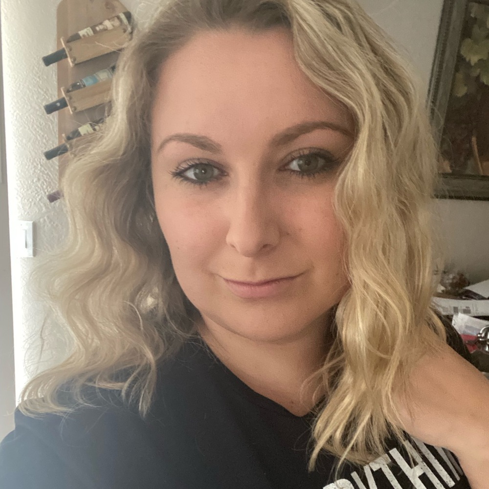 Meet your Posher, Melanie